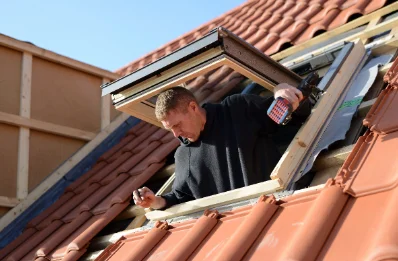 Pose de fenêtres de toit Velux à Annepont